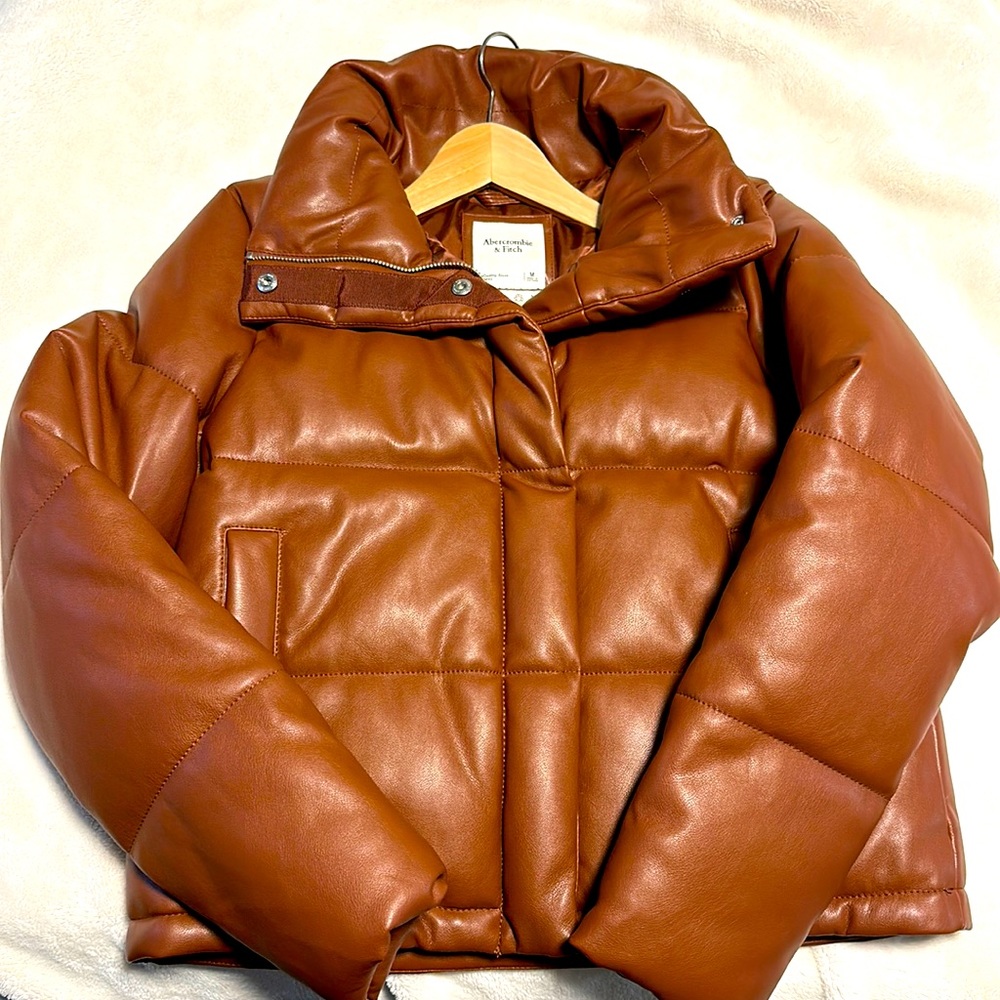 - Abercrombie and Fitch mini puffer
